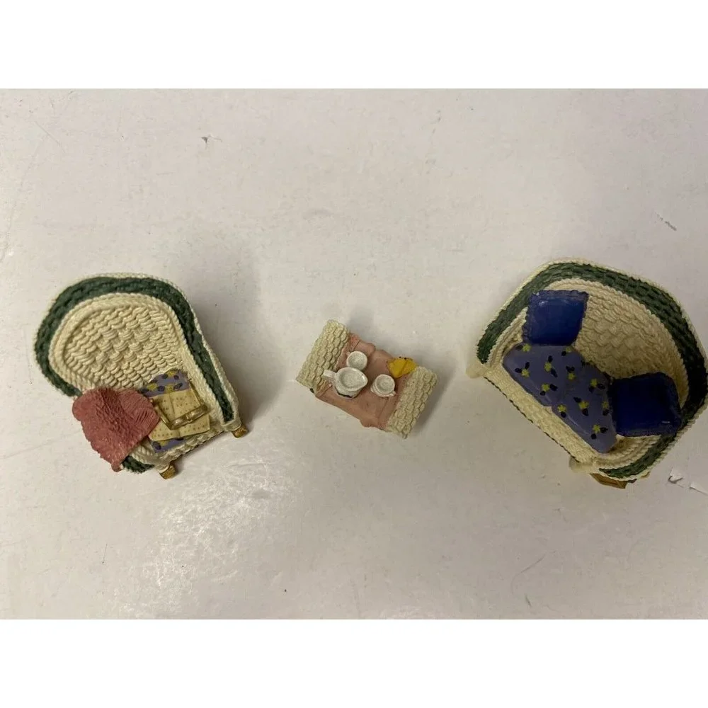 Avon Collectibles Victorian Memories Miniature Doll Furniture Wicker Porch 3pc